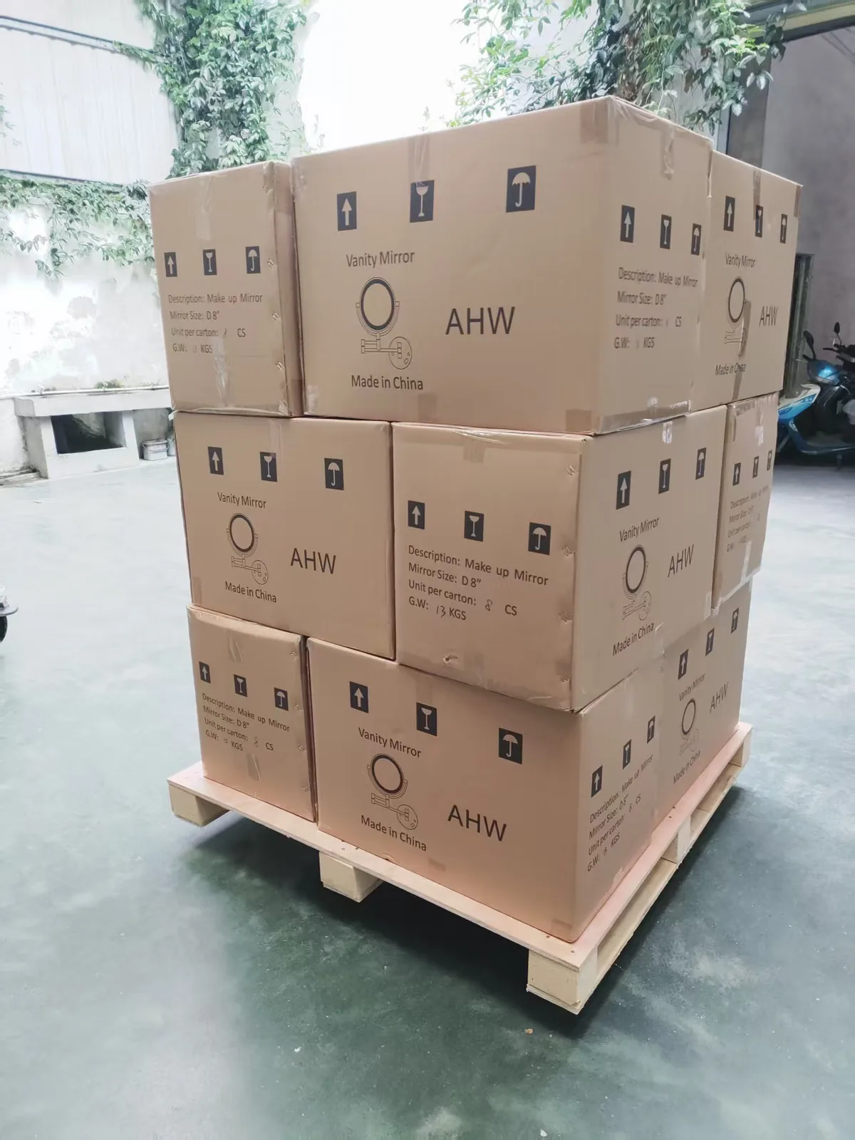 Export packaging and crating at the Yusheng factory