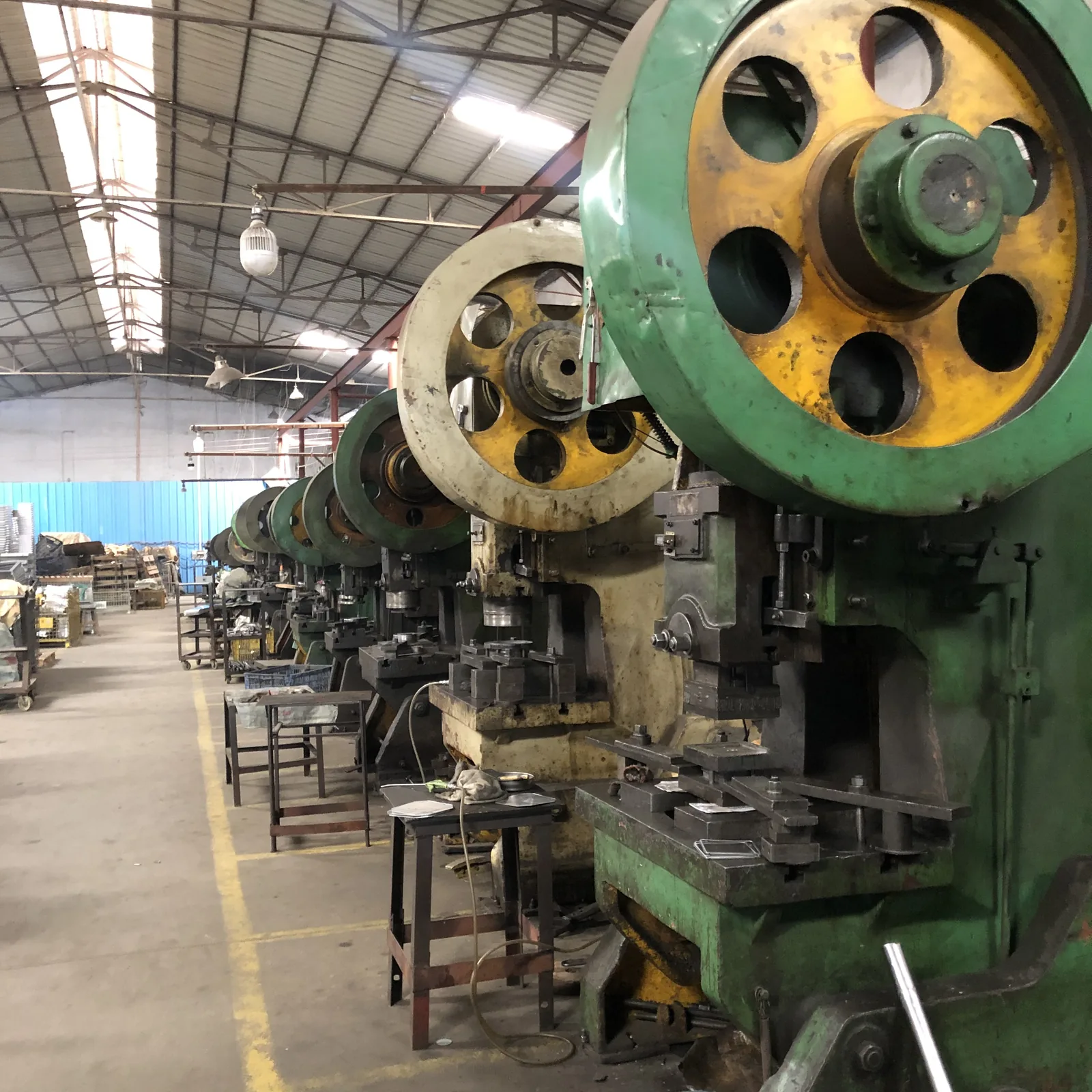 Production line at the Yusheng factory